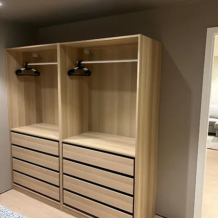 Newly Renovated 2-Bedroom Apartment With Balcony And Parking In Verdal 아파트 *